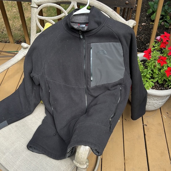 The North face, Polartec front zip jacket - Picture 2 of 7